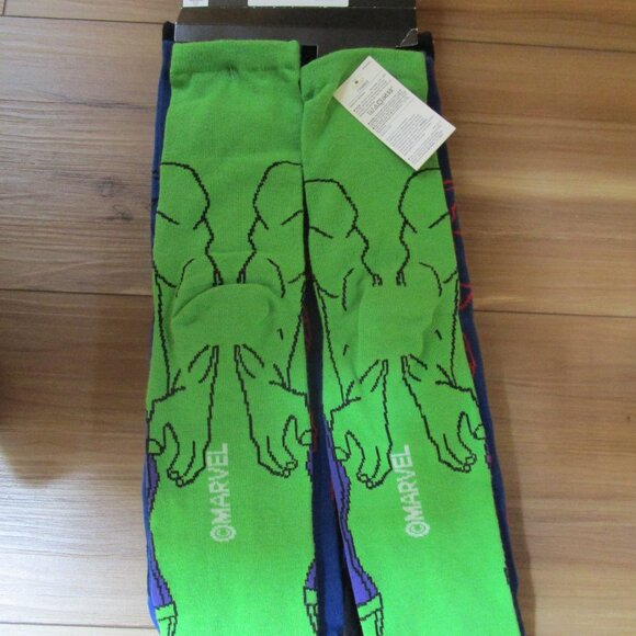 New GAP KIDS - MARVEL Avengers Crew Socks 7 Pair Size Large fits Shoe Size 3-4 - Picture 5 of 9